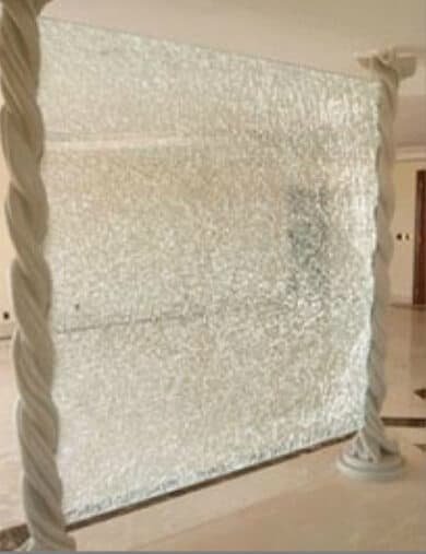 Qual a diferença entre vidro temperado, laminado e cristal? Quando usar cada um? 3 Temperado Vidro Craquelado