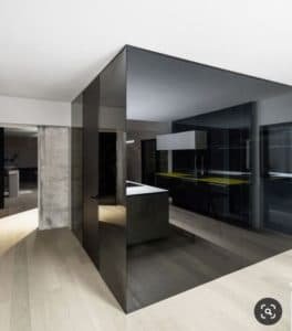 Sala De Estar Com Espelho De Parede Fume