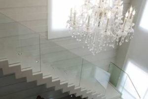 Guarda Corpo De Vidro Corrimão Escada Varanda Sacadas Alumino Inox Embutido Show Glass