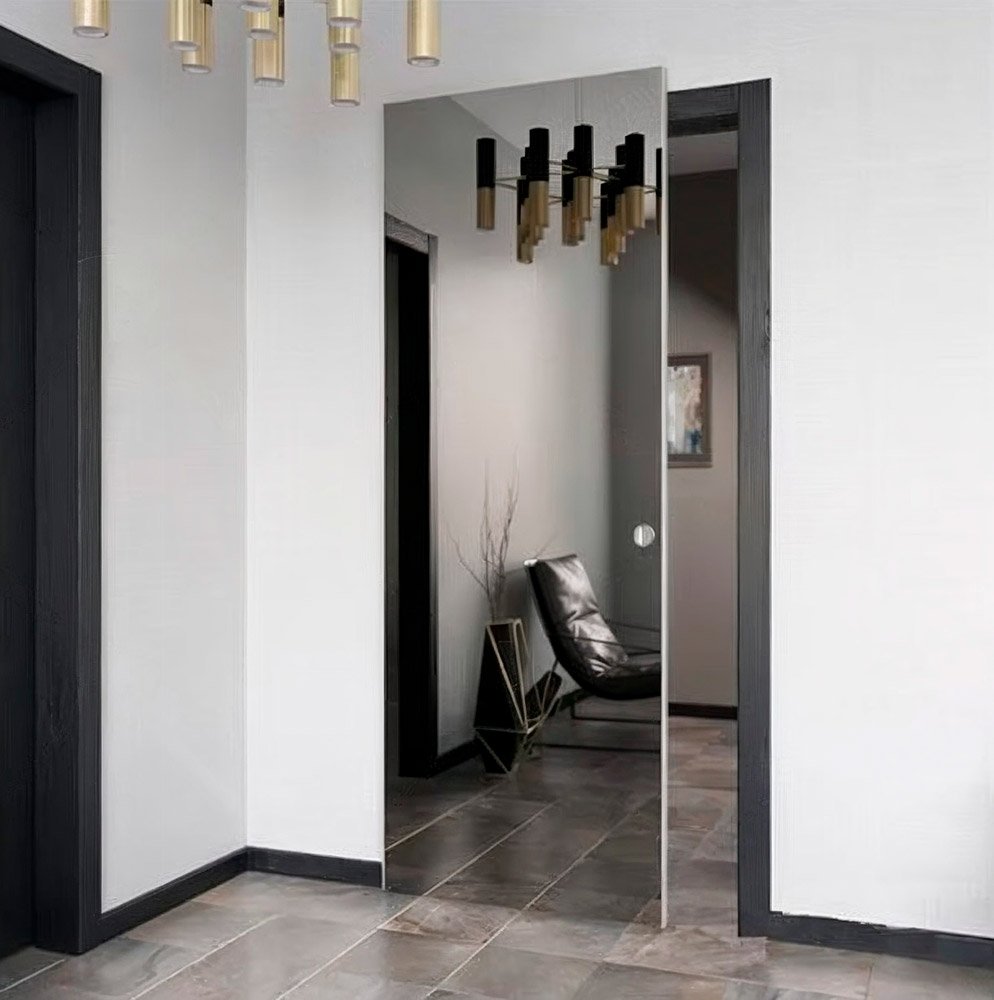 Magic Door: Porta de correr espelhada Invisível 17 Magic Door Em Suíte Com Closet