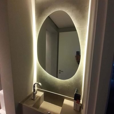 Espelho Organico Para Banheiro Com Iluminação