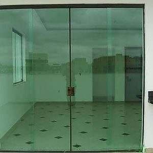 Porta De Vidro Dupla Área Externa Acabamento Preto